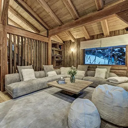 Chalet Majesty: Opulent Chalet In The Heart Of