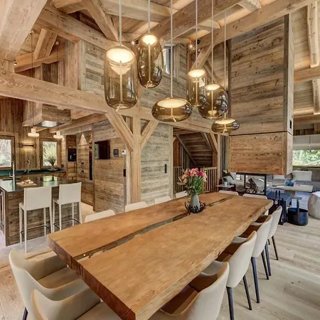 Majesty: Opulent Chalet In The Heart Of